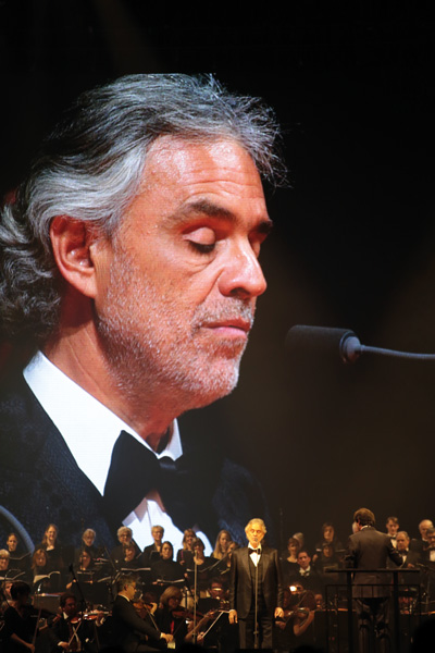 Reise "Andrea Bocelli LIVE in Berlin", Der Schmidt