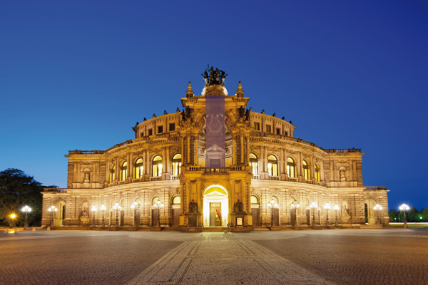 Reise "Dresden mit Semperoper 2022: La Bohème", Der Schmidt