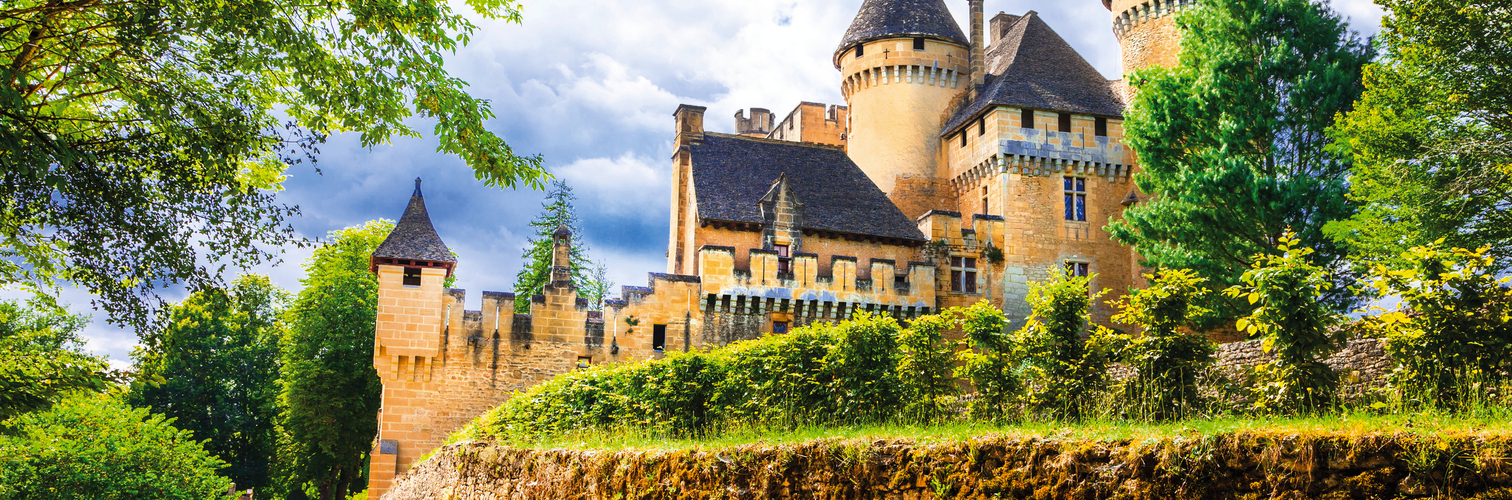 most beautiful castles of France - Puimartin,Dordogne