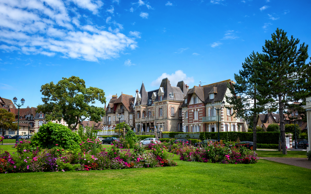 alte Häuser in Le Touquet im Norden Frankreichs