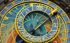 historische mittelalterliche astronomische Uhr auf dem Altstädter Ring in Prag