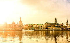 Elbuferpanorama von Dresden