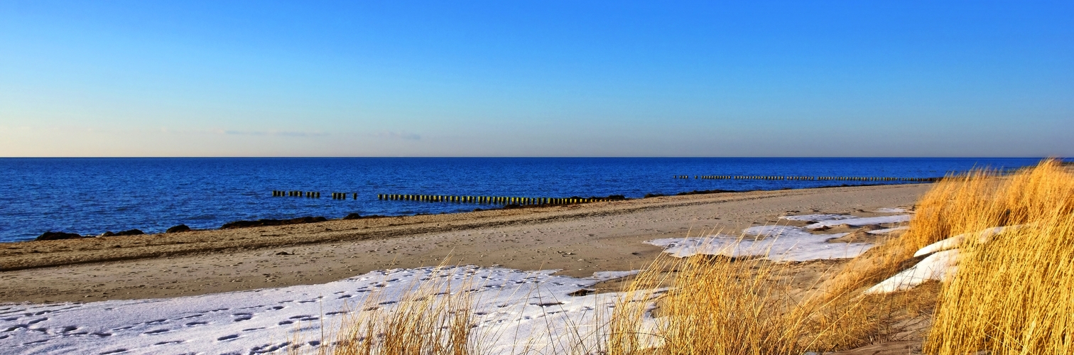 winterlicher Strand bei Graal-Müritz
