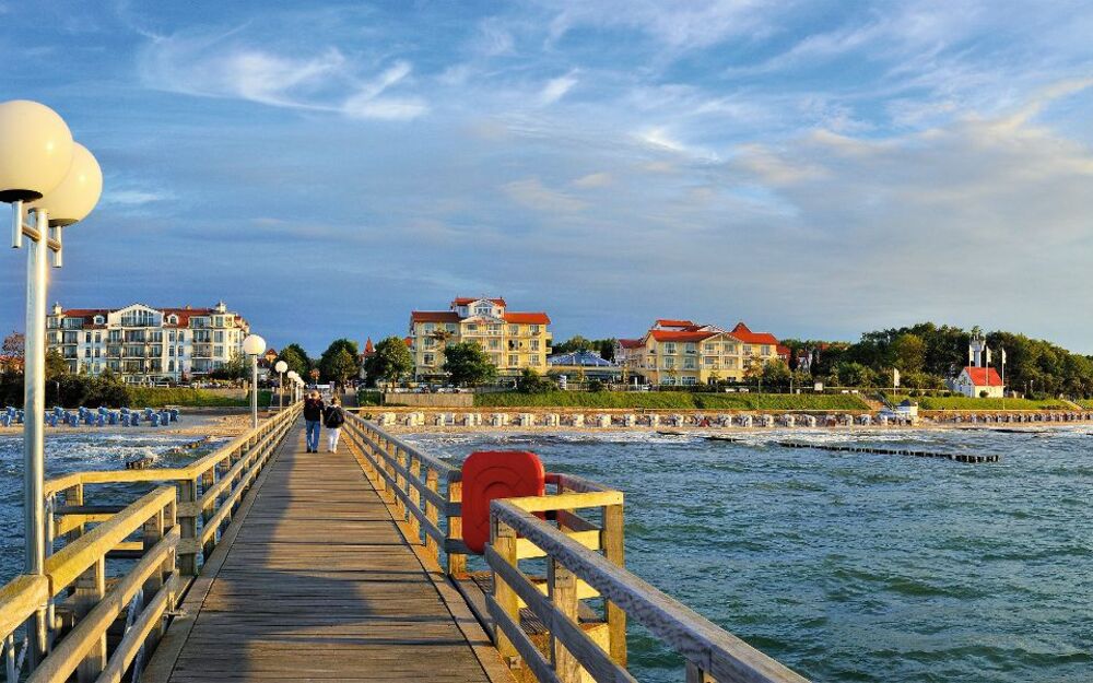 Seebrücke  von Kühlungsborn an der Ostsee, Deutschland
