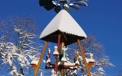 Pyramidenanschub im Erzgebirge