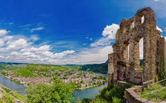 Traben-Trarbach mit Ruine Grevenburg