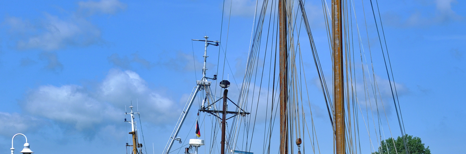 im Hafen von Karlshagen am Peenestrom auf der Insel Usedom