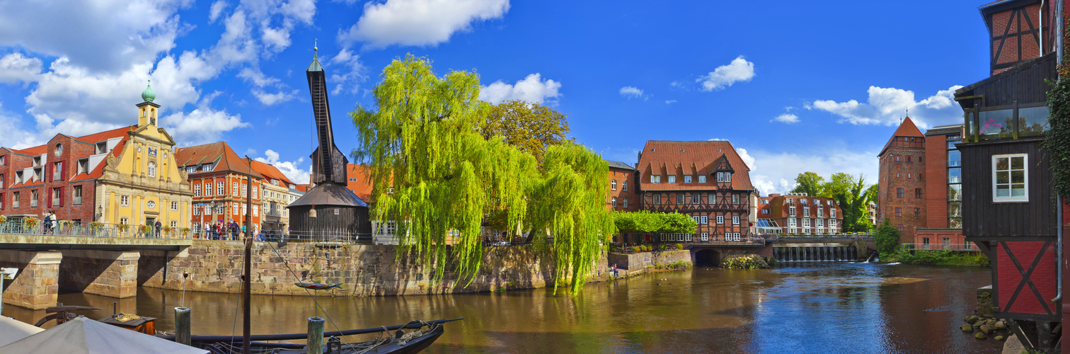 Alter Kran im Lüneburger Hafen