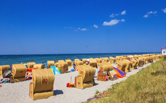Sandstrand auf der Insel Poel in der Wismarer Bucht, Deutschland
