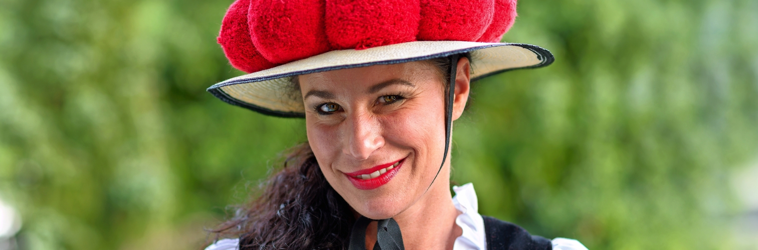 traditioneller Bollenhut