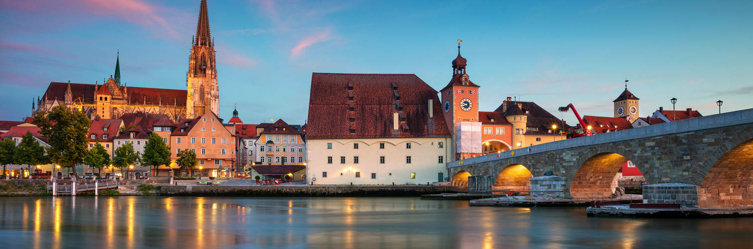 Dämmerung in Regensburg