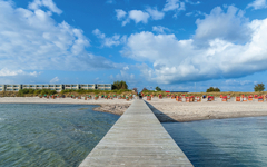 Seebrücke am Südstrand in Burgtiefe auf der Insel Fehmarn